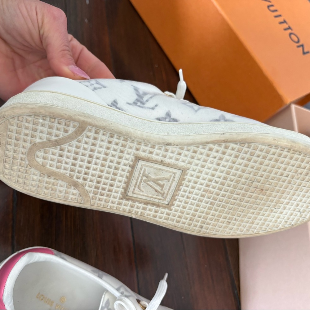 Louis Vuitton White and Pink Monogram Sneakers - Picture 6 of 8